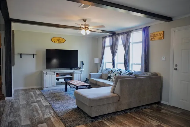 $275,000 | 1048 County Road 402, Dime Box, TX 77853