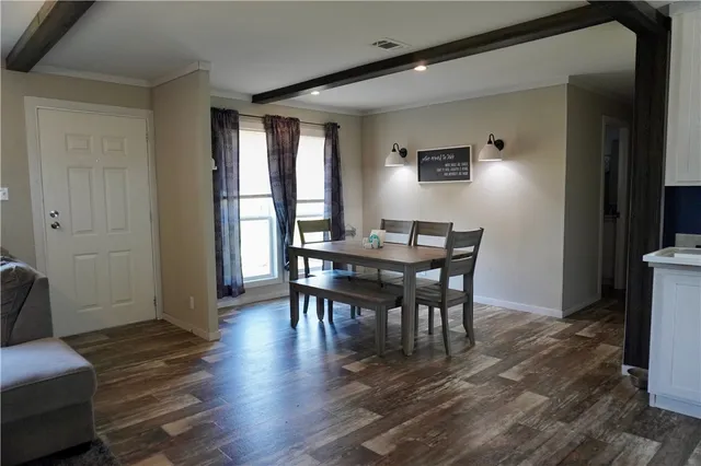 $275,000 | 1048 County Road 402, Dime Box, TX 77853