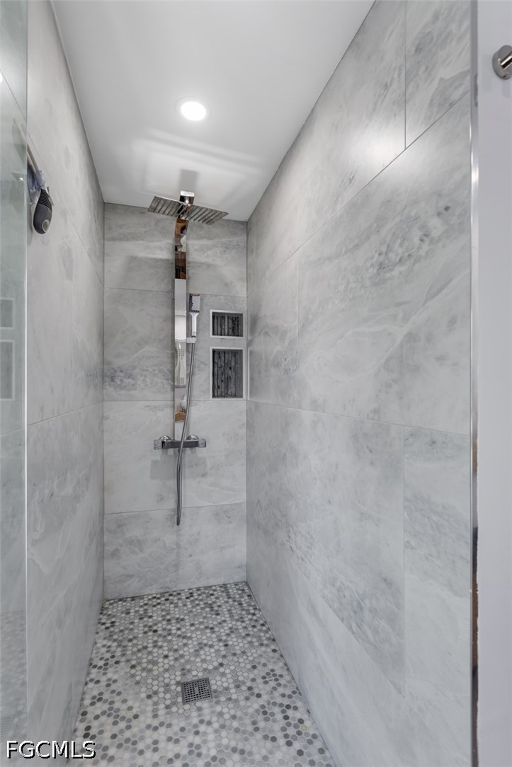 370 Bayland Road Fort Myers Beach, FL 33931 - Photo 42 of 45