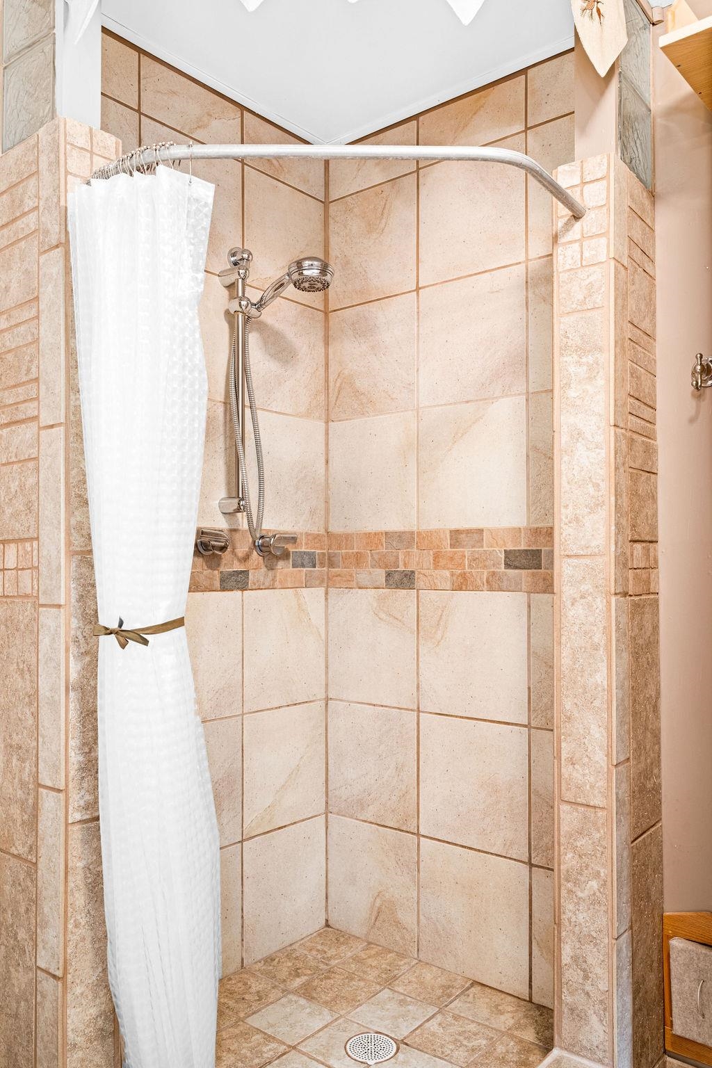8639 South Strand Lake Road Cotton, MN 55724 - Photo 17 of 50 Tiled Shower