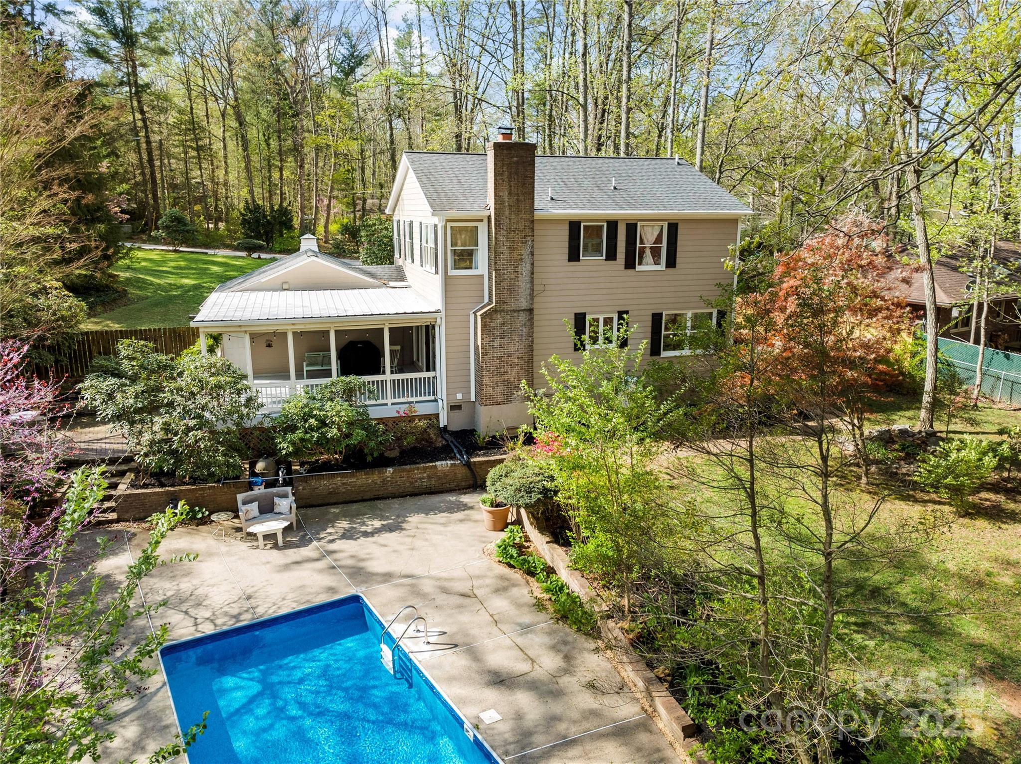 33 Stockwood Rd Extension Asheville, NC 28803 - Photo 1 of 35 Gallery Image 1