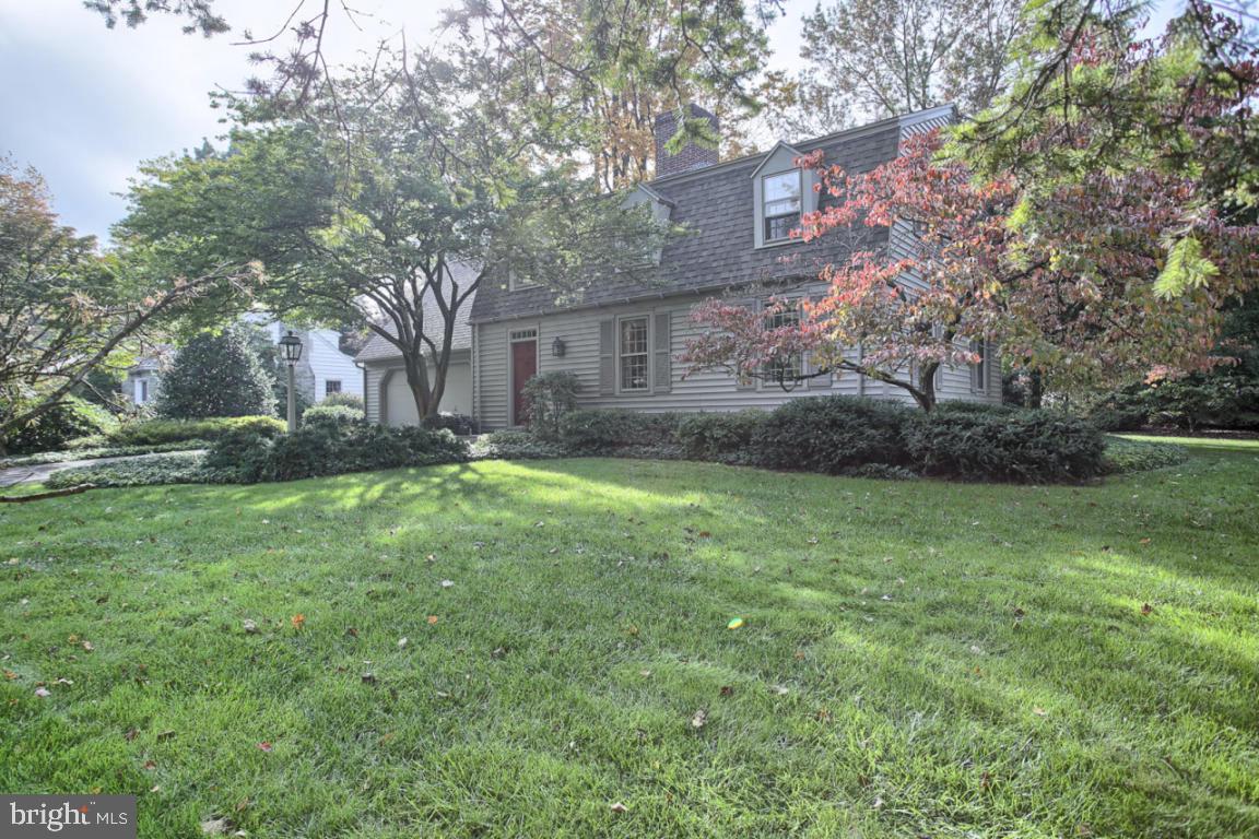 1422 Clayton Road Lancaster, PA 17603 - Photo 3 of 35 Gallery Image 3