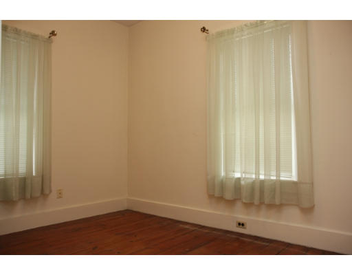 73 Front Street Clinton, MA 01510 - Photo 11 of 24 Gallery Image 11