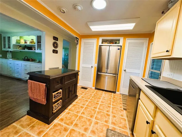 $199,900 | 208 Palo Verde Drive, Leesburg, FL 34748