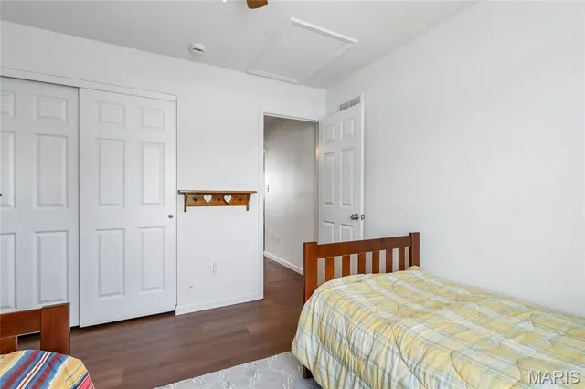 $347,500 | 1007 Sweet River Drive, St. Paul, MO 63366