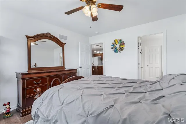 $347,500 | 1007 Sweet River Drive, St. Paul, MO 63366