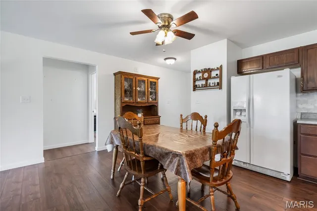 $347,500 | 1007 Sweet River Drive, St. Paul, MO 63366