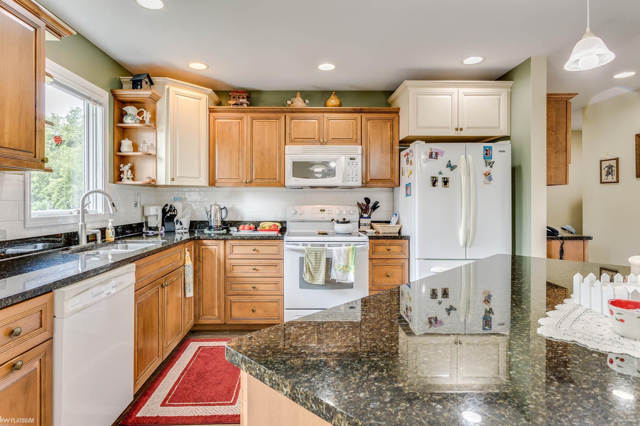 6700 Harrington Road Lexington, MI 48450 - Photo 11 of 19