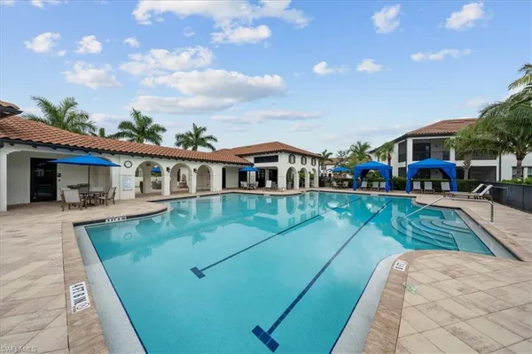 $2,000 | 15114 Palmer Lake Circle, Unit 104, Naples, FL 34109