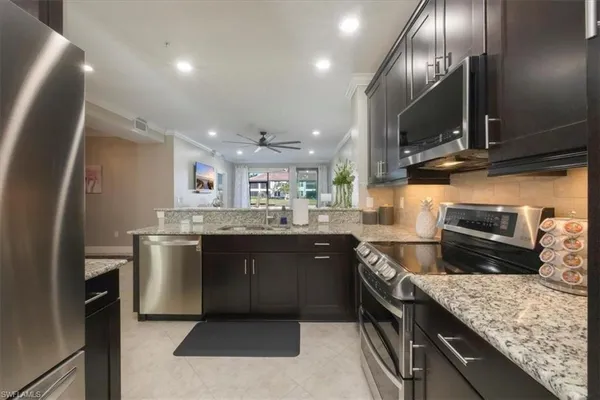 $2,000 | 15114 Palmer Lake Circle, Unit 104, Naples, FL 34109