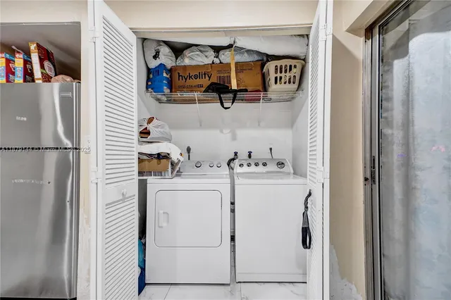 $310,000 | 2419 Northwest 11th Street, Unit 21D, Miami, FL 33125