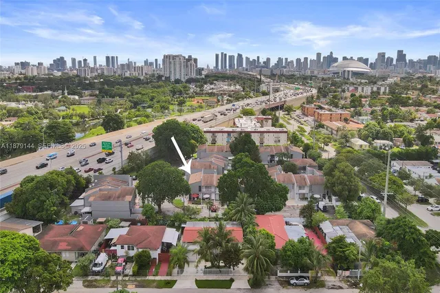 $310,000 | 2419 Northwest 11th Street, Unit 21D, Miami, FL 33125