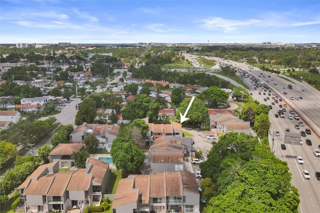 $310,000 | 2419 Northwest 11th Street, Unit 21D, Miami, FL 33125