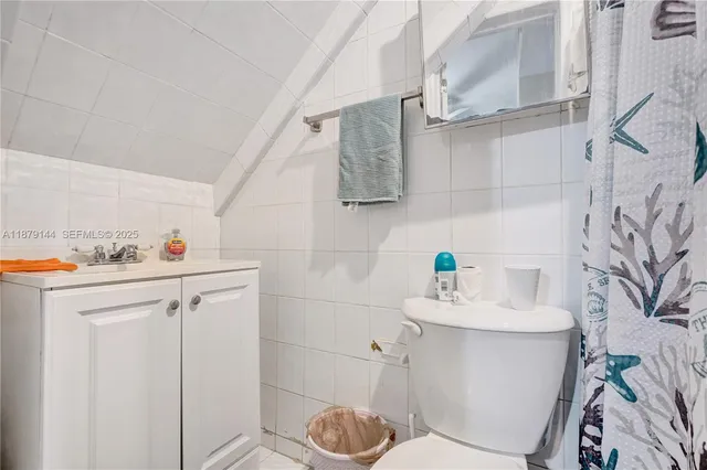 $310,000 | 2419 Northwest 11th Street, Unit 21D, Miami, FL 33125