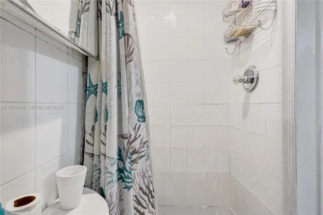 $310,000 | 2419 Northwest 11th Street, Unit 21D, Miami, FL 33125