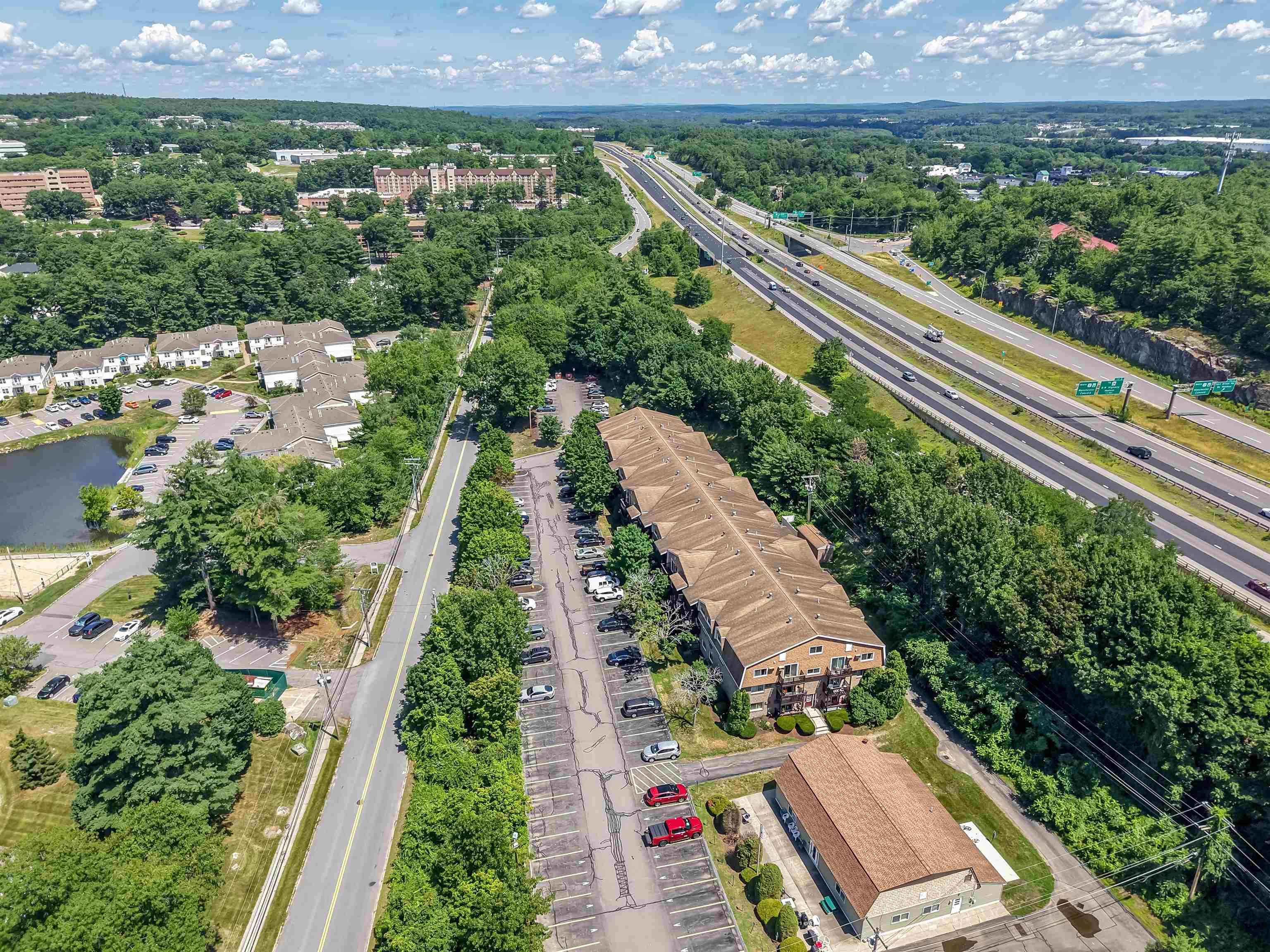 210 Brook Village Road, Unit 7 Nashua, NH 03062 - Photo 27 of 31