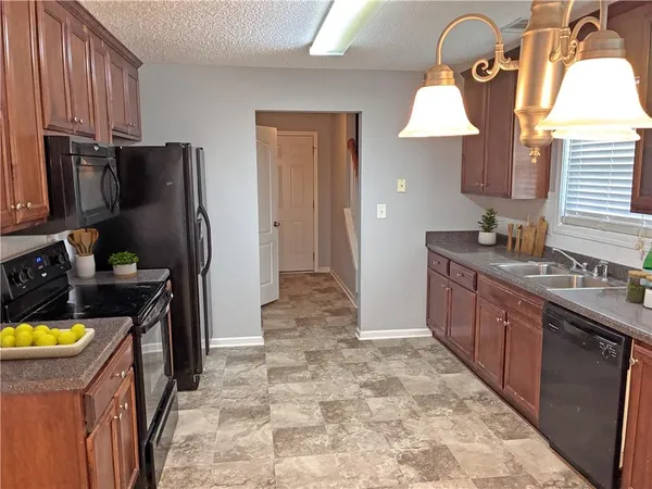 $274,900 | 317 Peachtree Circle, Hampton, GA 30228