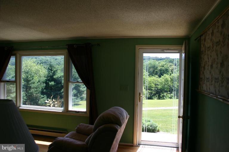 11724 Pleasant Valley Road Smithsburg, MD 21783 - Photo 6 of 17 Kitchen #2