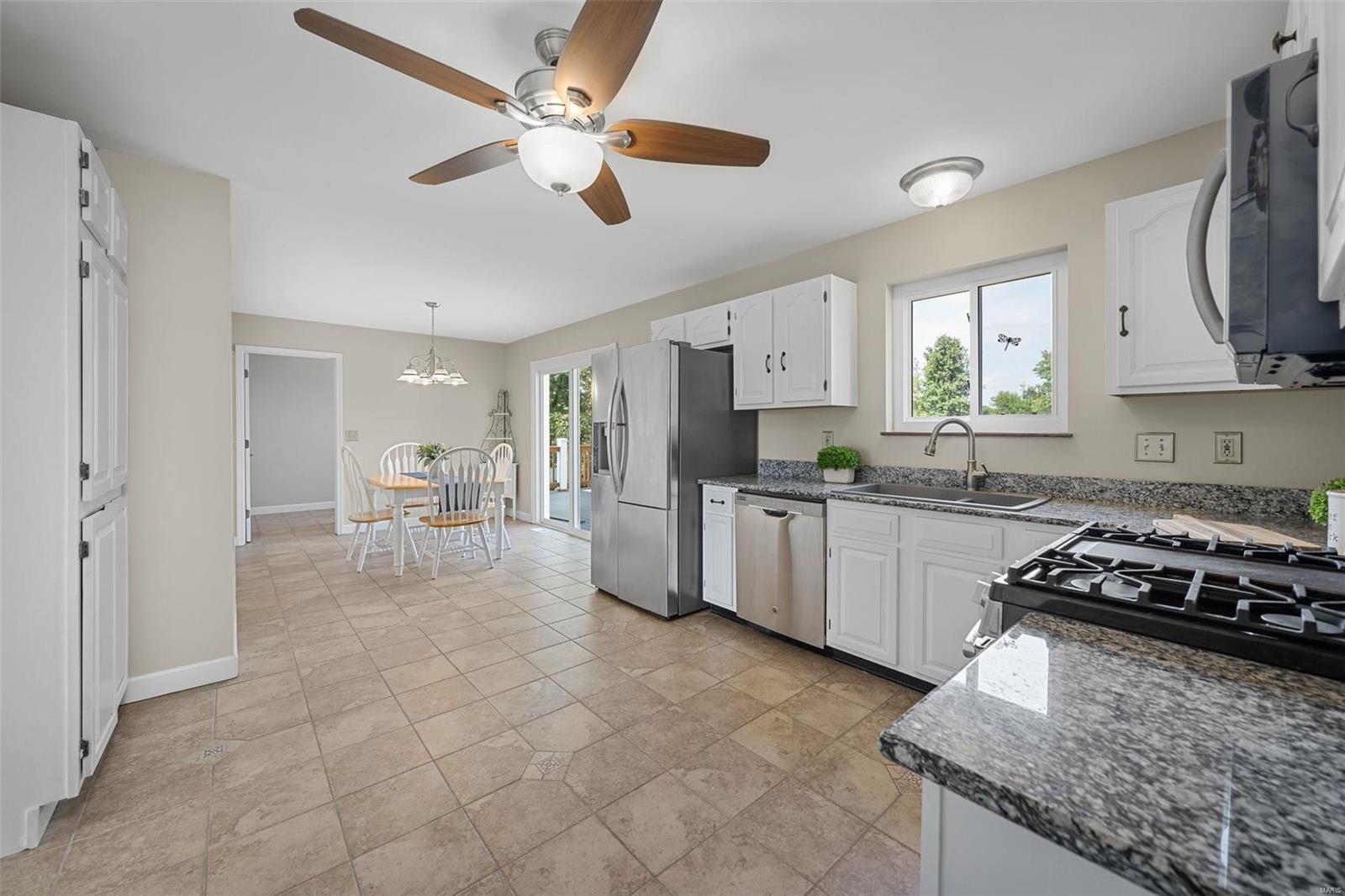 1005 Pasture Ridge Drive St. Peters, MO 63376 - Photo 13 of 33 Gallery Image 13