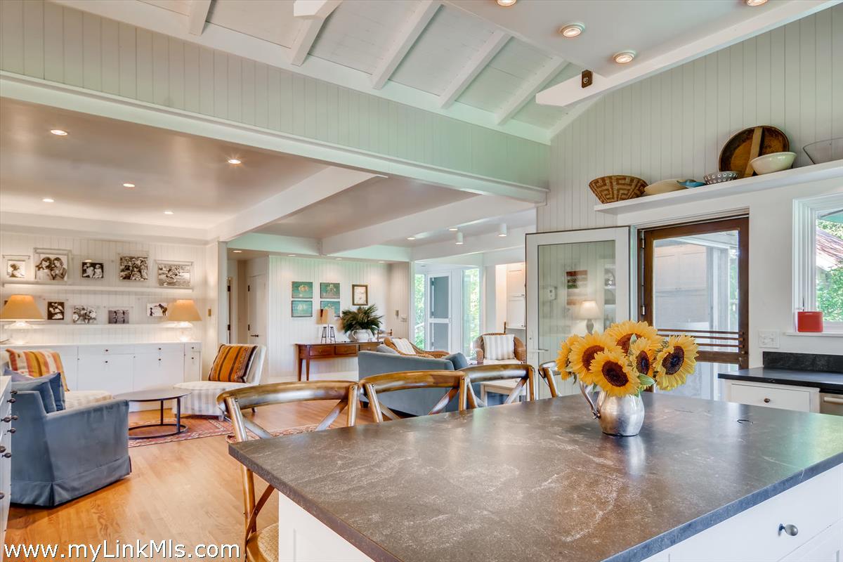49 Wequobsque Road Chilmark, MA 02535 - Photo 13 of 41 Gallery Image 13