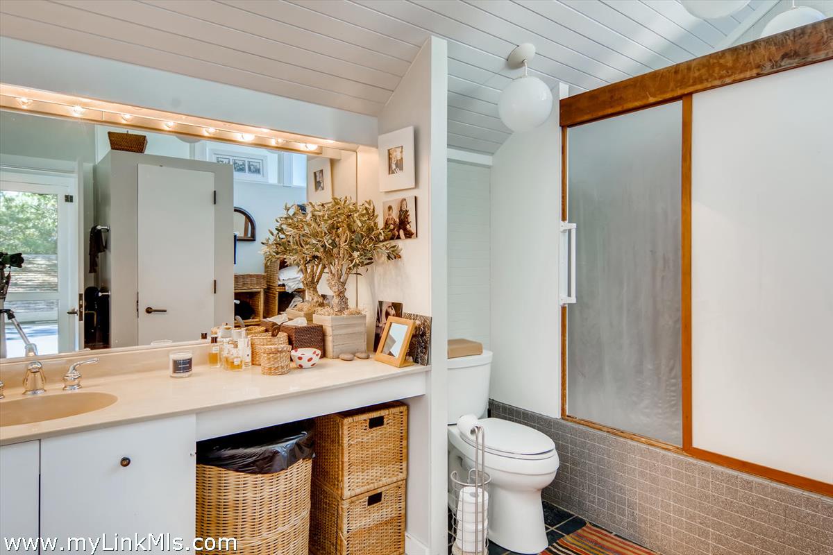 49 Wequobsque Road Chilmark, MA 02535 - Photo 23 of 41 Gallery Image 23