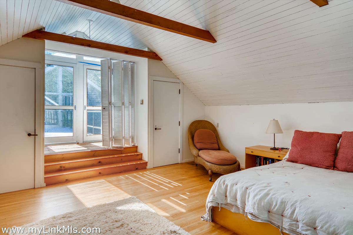 49 Wequobsque Road Chilmark, MA 02535 - Photo 25 of 41 Gallery Image 25