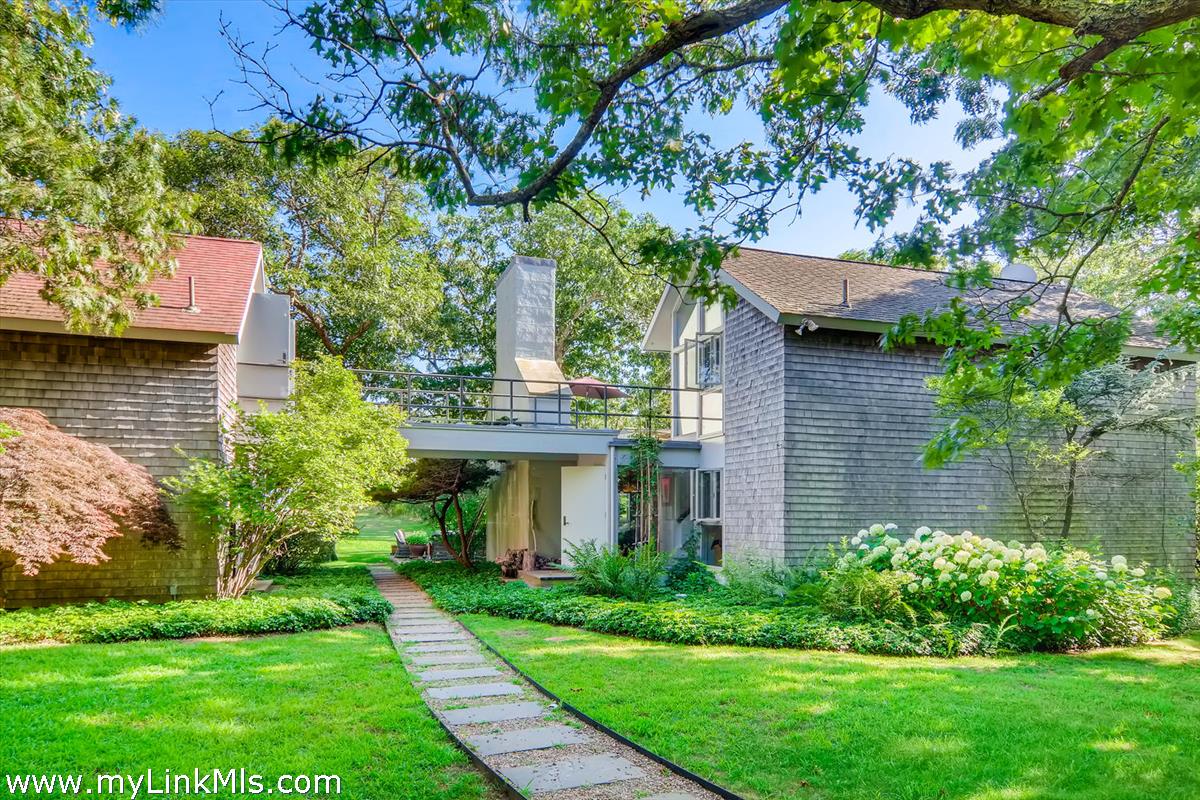 49 Wequobsque Road Chilmark, MA 02535 - Photo 34 of 41 Gallery Image 34