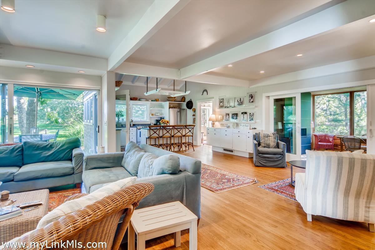 49 Wequobsque Road Chilmark, MA 02535 - Photo 7 of 41 Gallery Image 7