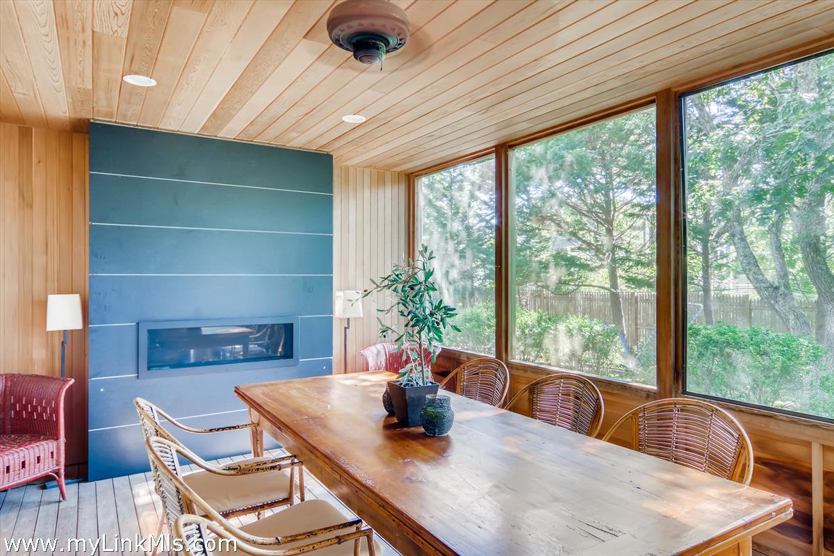 49 Wequobsque Road Chilmark, MA 02535 - Photo 10 of 41 Gallery Image 10