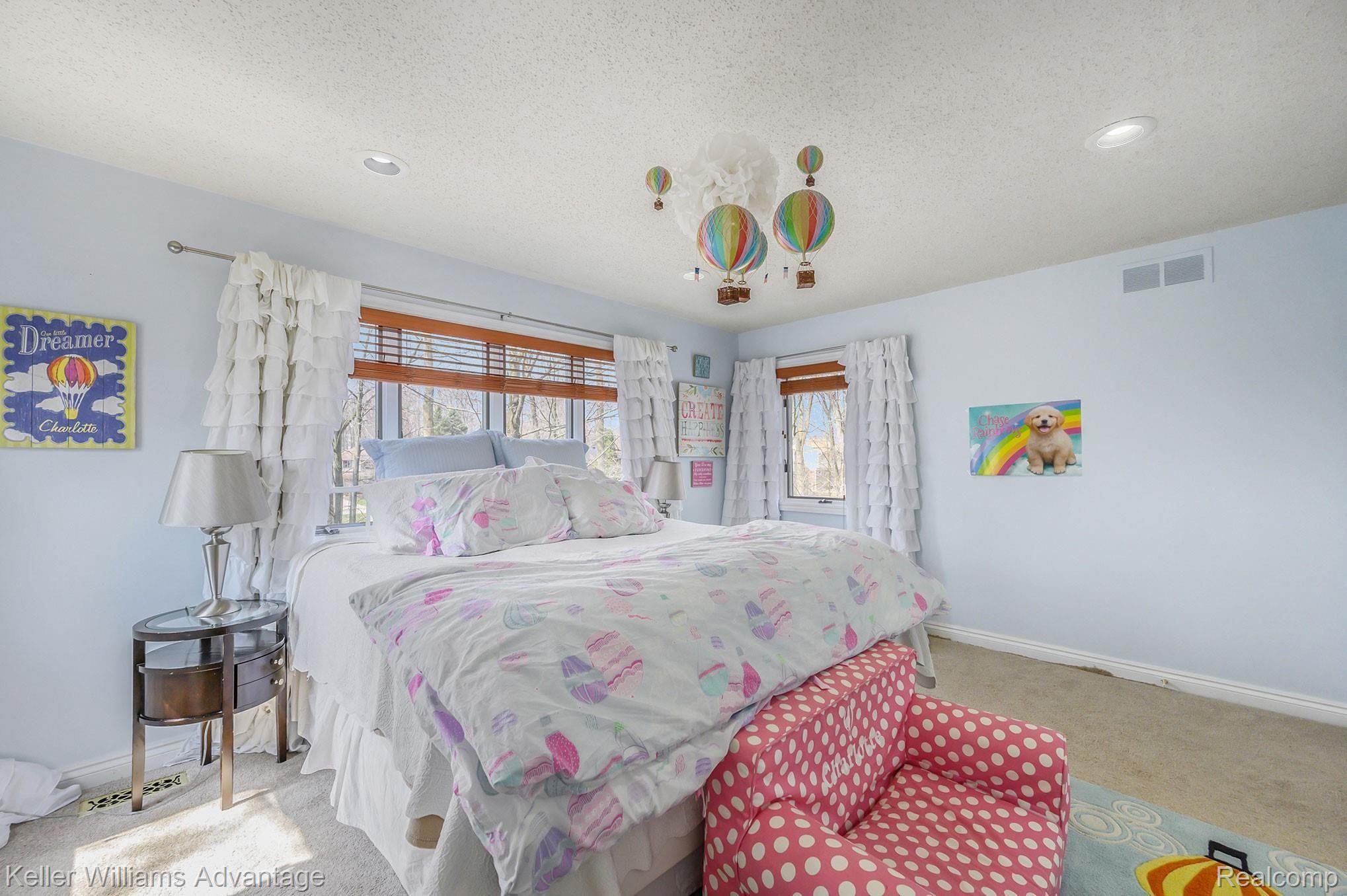 6940 Drake Road West Bloomfield, MI 48322 - Photo 24 of 59 6940-Drake_66.jpg