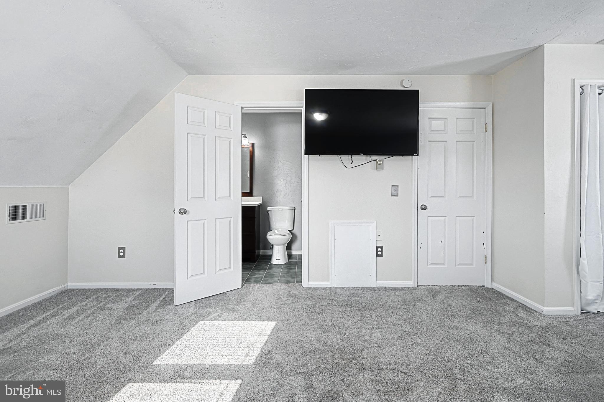 2545 Manor Road York, PA 17408 - Photo 24 of 42