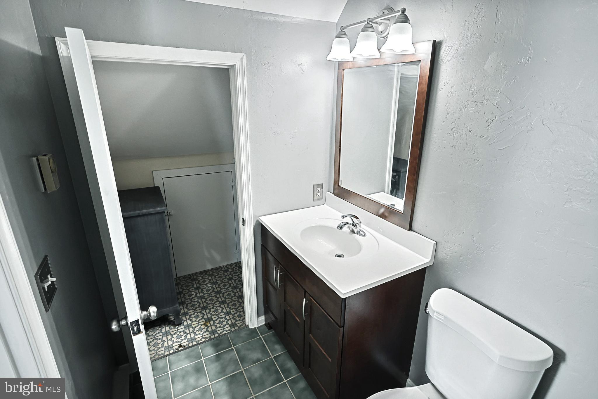 2545 Manor Road York, PA 17408 - Photo 25 of 42