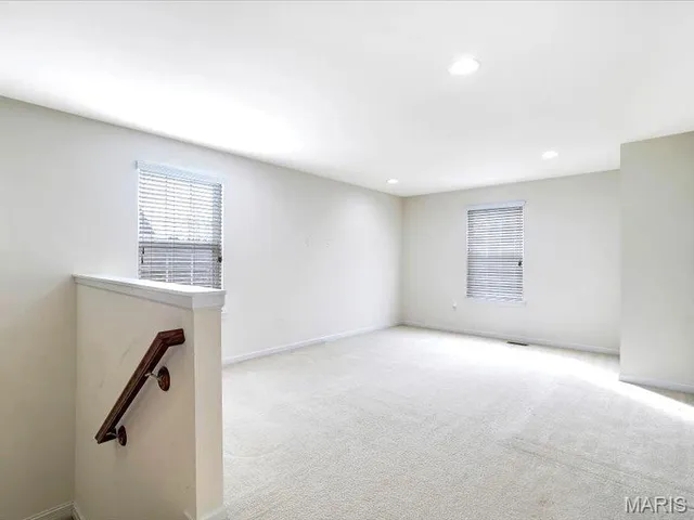 $919,900 | 718 Savannah Crossing Way, Chesterfield, MO 63017