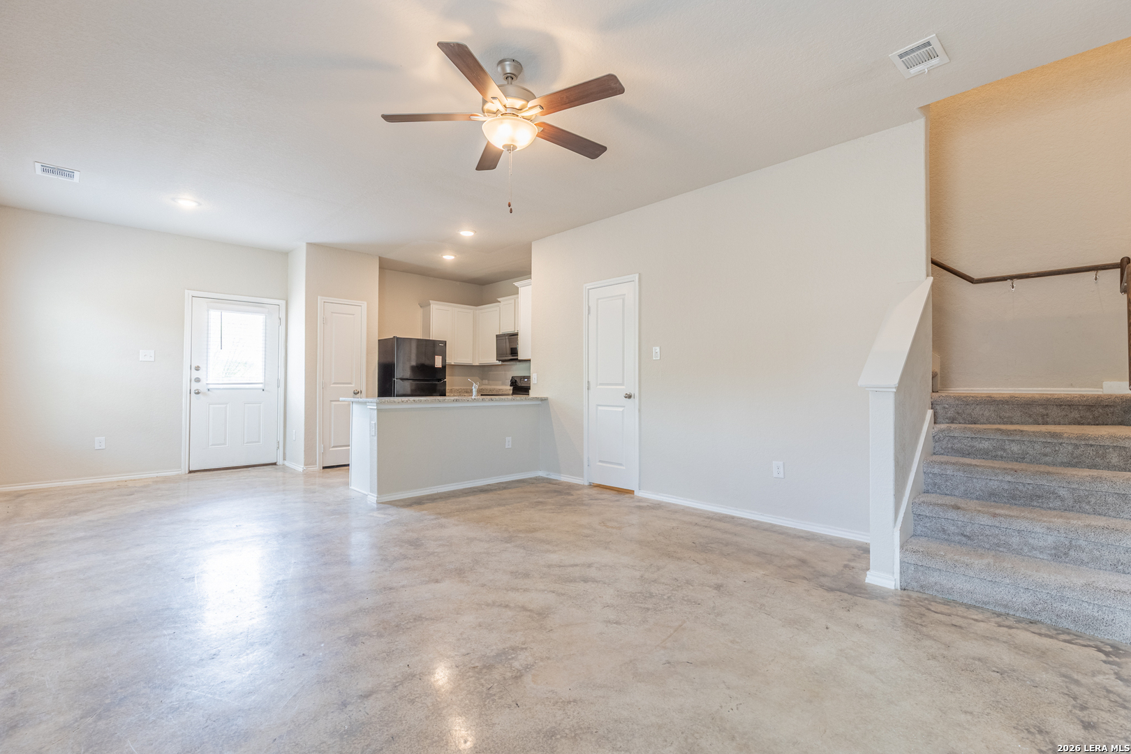 8723 Key Windy Way, Unit 1 Converse, TX 78109 - Photo 5 of 30