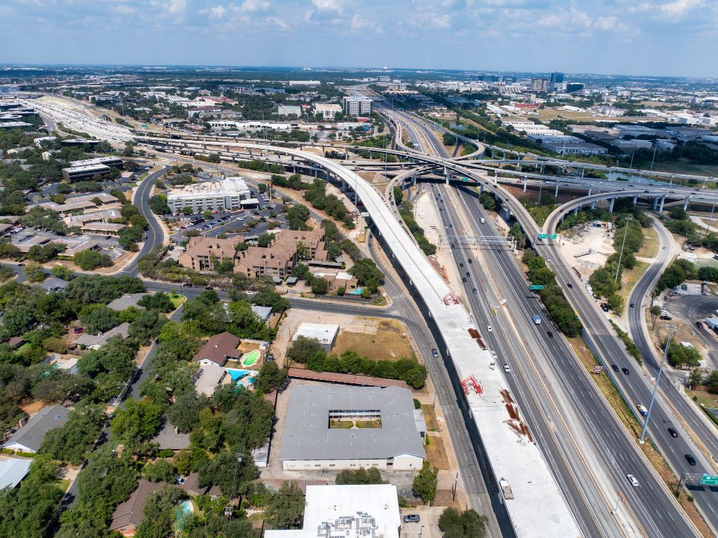 8730 North Mopac Expressway, Unit 109 Austin, TX 78759 - Photo 18 of 21 an aerial view of a residential building