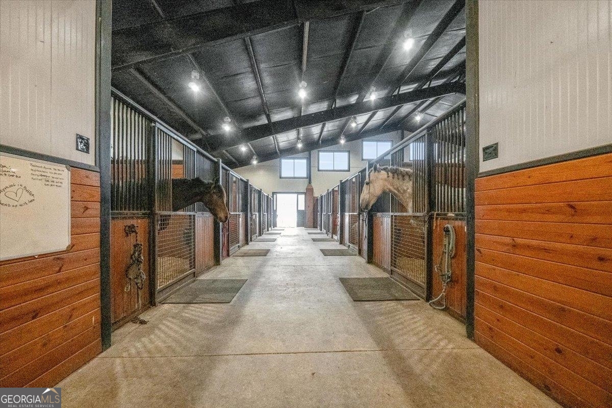 1371 Plantation Road Madison, GA 30650 - Photo 11 of 69