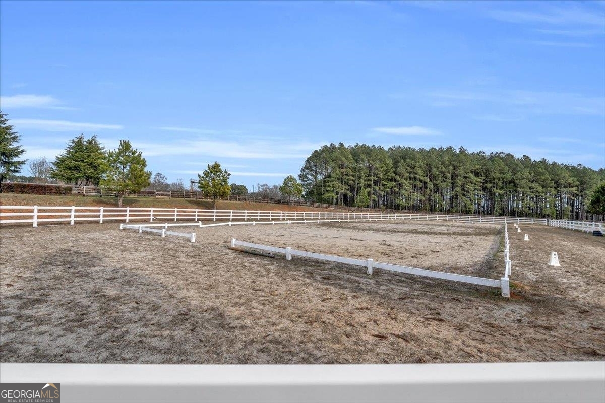 1371 Plantation Road Madison, GA 30650 - Photo 15 of 69