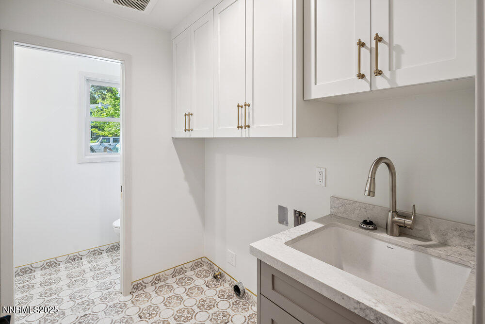 1120 Monroe Court Reno, NV 89509 - Photo 29 of 57 029_dsc09854_279