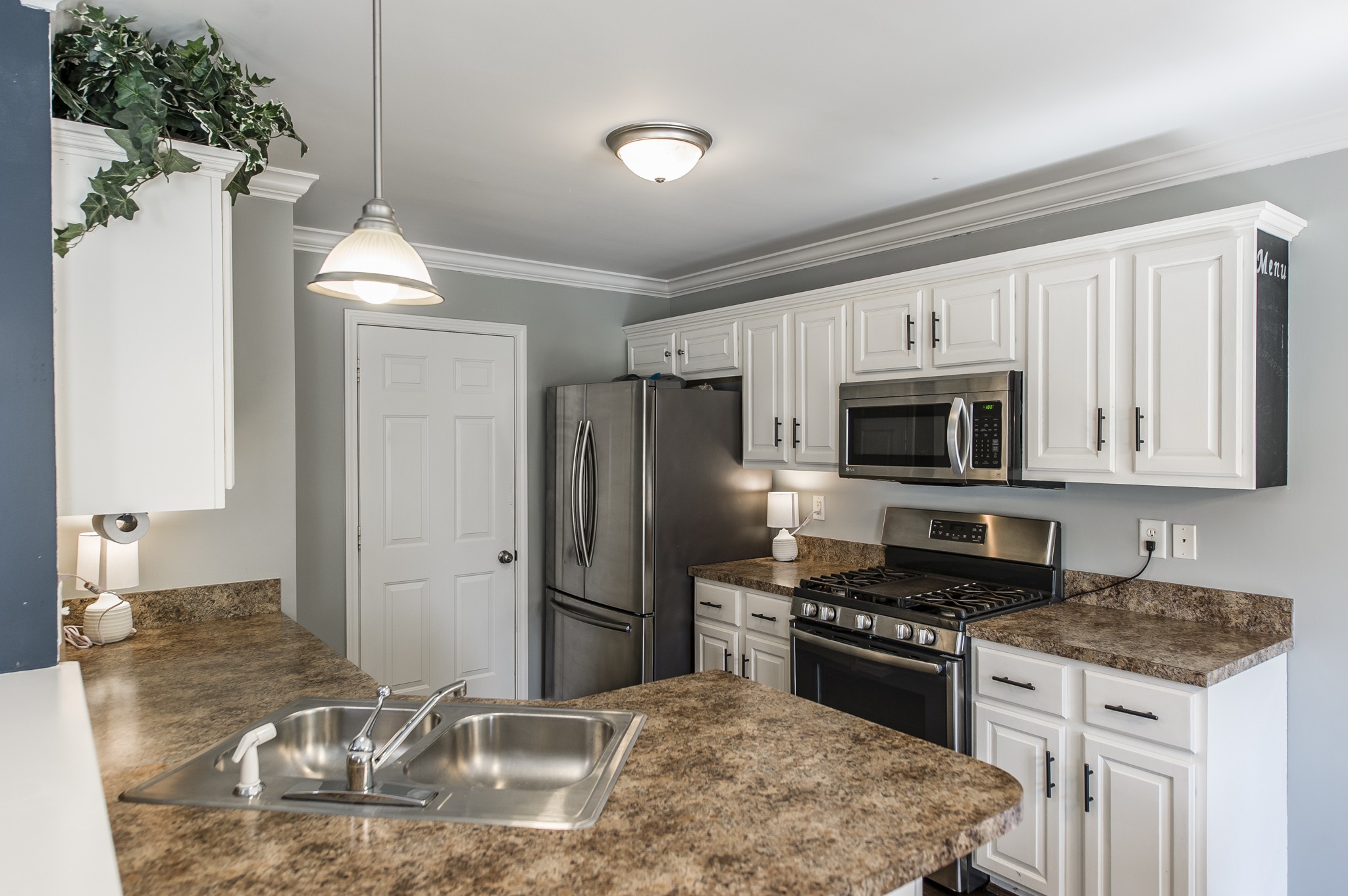 2011 Patrick Way Spring Hill, TN 37174 - Photo 14 of 38 Gallery Image 14