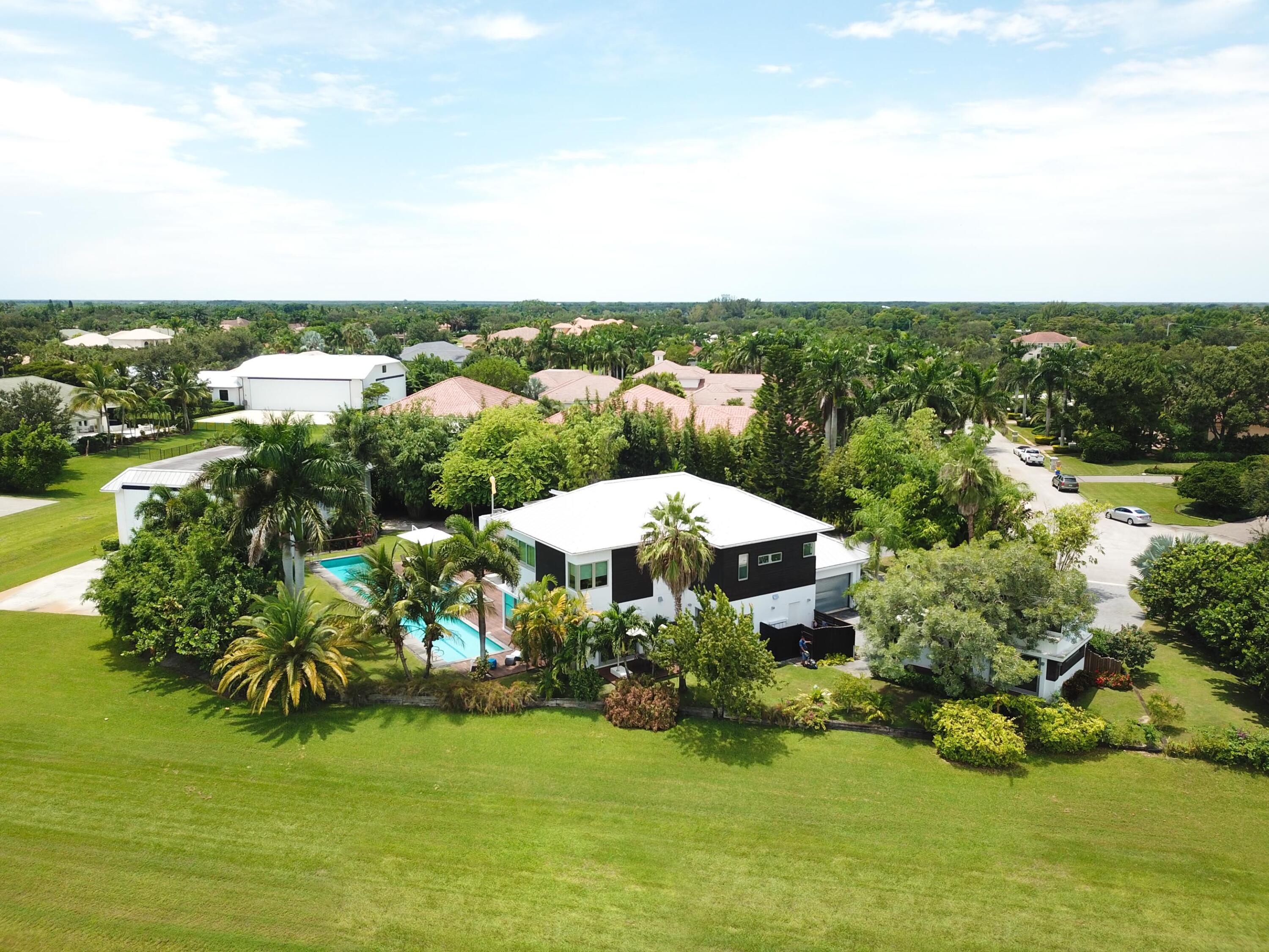 15720 Weatherly Road Wellington, FL 33414 - Photo 5 of 44 mls-4