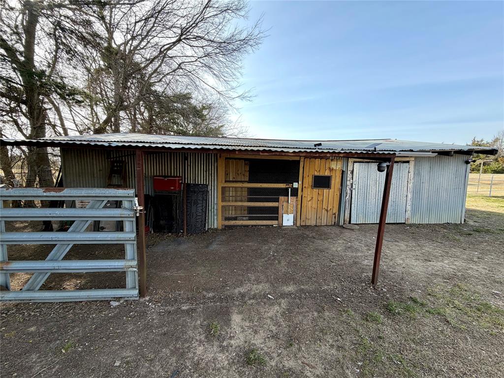 7615 Farm To Market 1499 Sumner, TX 75486 - Photo 17 of 18