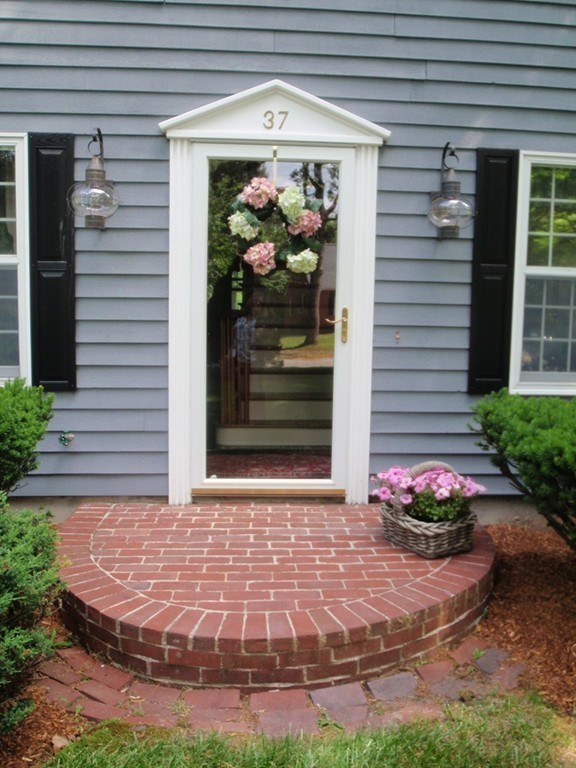 37 Alpha Road Holden, MA 01520 - Photo 18 of 24 Gallery Image 18