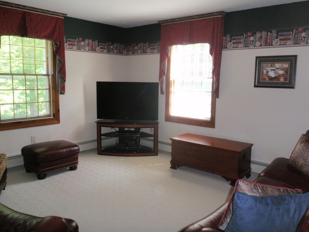 37 Alpha Road Holden, MA 01520 - Photo 7 of 24 Gallery Image 7