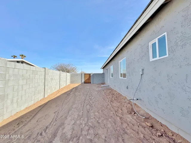 $267,900 | 3910 Mateo Drive, Eloy, AZ 85131