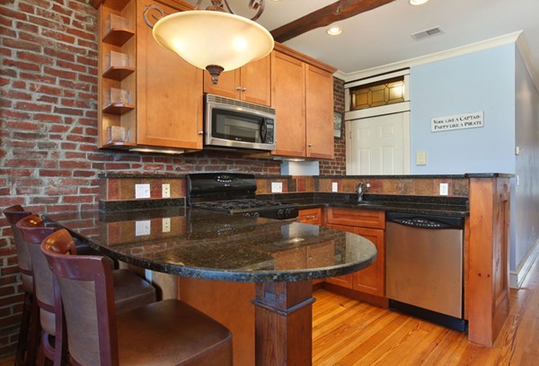 412 East 3rd Street, Unit 2 Boston, MA 02127 - Photo 3 of 9
