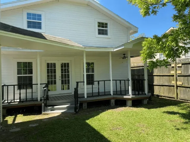 $4,800 | 6716 Jefferson Boulevard, Groves, TX 77619