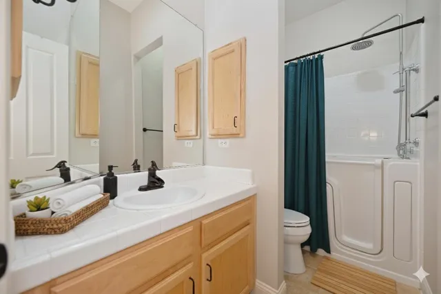 $575,000 | 12040 Gold Arbor Lane, Gold River, CA 95670