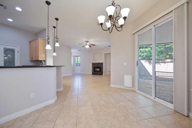 $575,000 | 12040 Gold Arbor Lane, Gold River, CA 95670