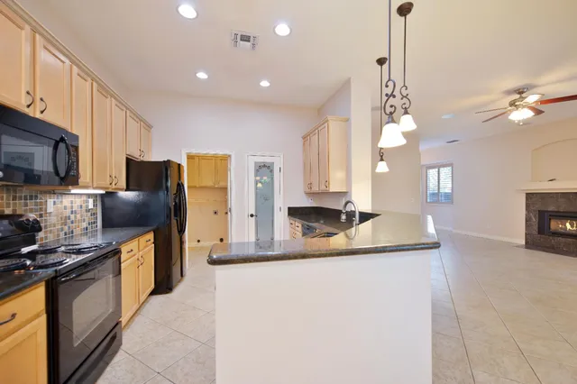 $575,000 | 12040 Gold Arbor Lane, Gold River, CA 95670