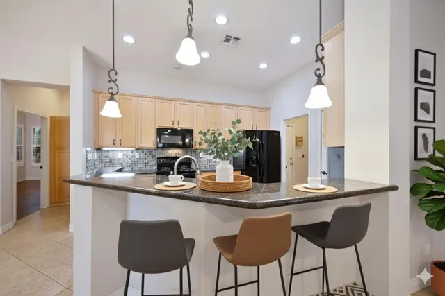 $575,000 | 12040 Gold Arbor Lane, Gold River, CA 95670